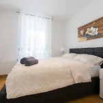 Apartman Njegoseva With Big Terrace *