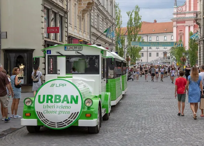 Njegoseva With Big Terrace לובליאנה